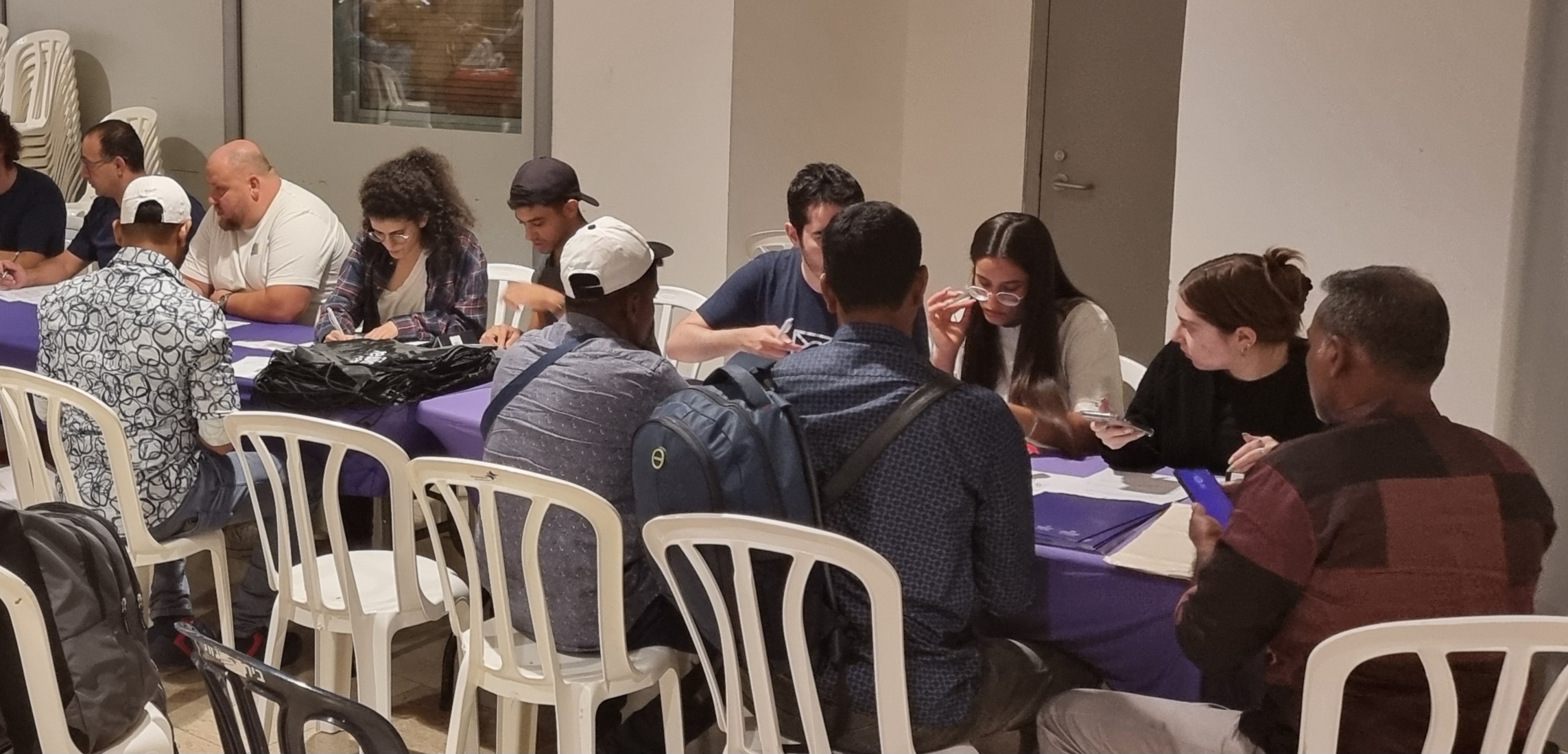 העסקת עובדים זרים – האם זה באמת משתלם ונכון?